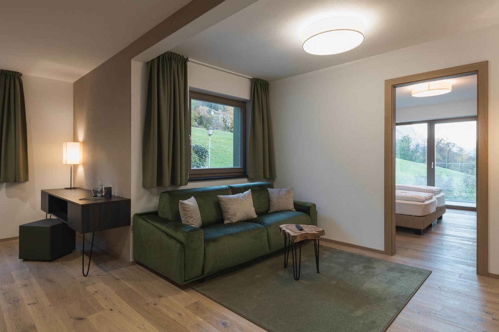 Oliven- & Genusshotel Hirzer Schenna Oda fotoğraf