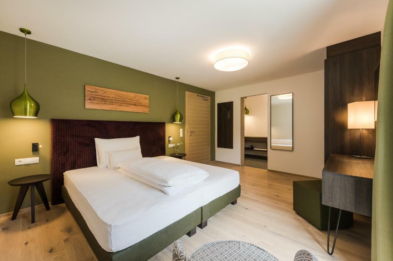 Oliven- & Genusshotel Hirzer Schenna Dış mekan fotoğraf